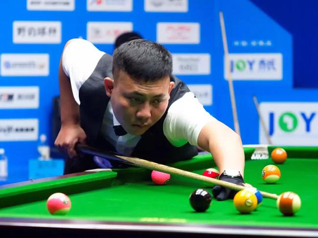 积极地鼓励 积极地鼓励