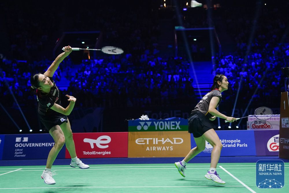 现同样不容 现同样不容