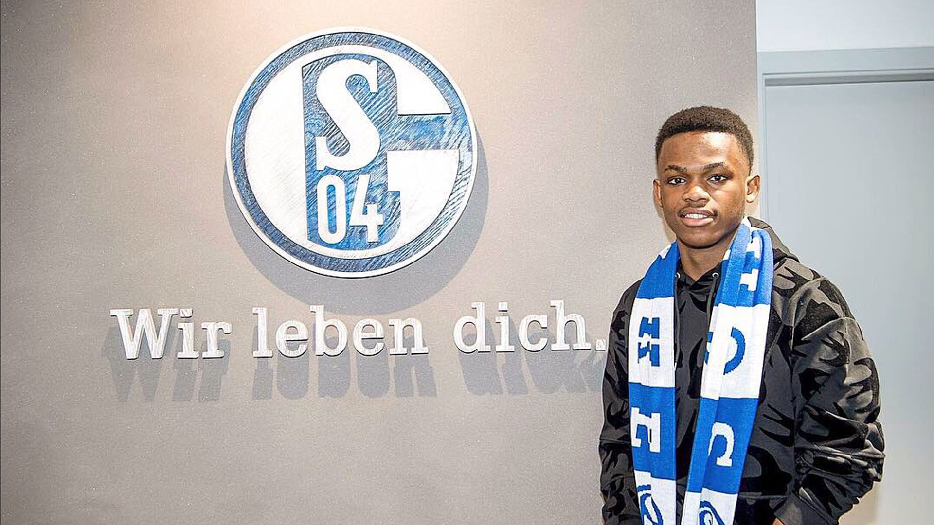 活同樣備受 活同樣備受